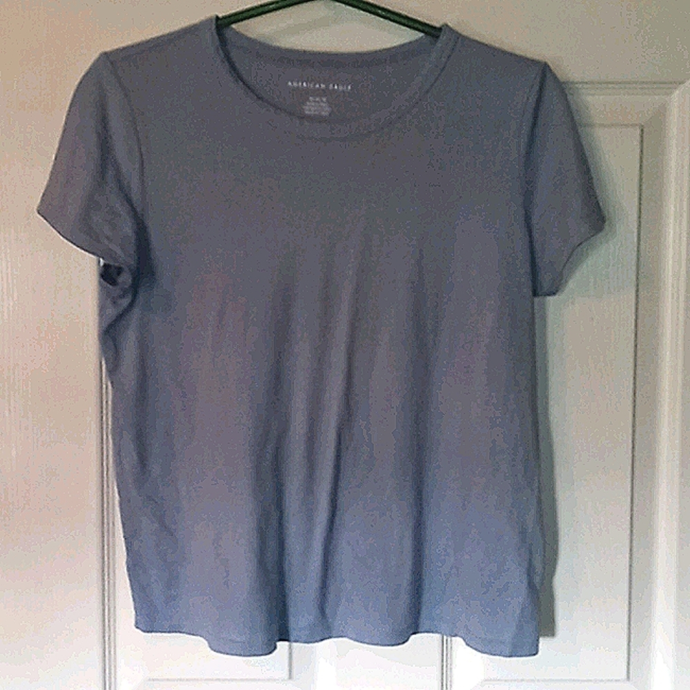American Eagle Periwinkle T-Shirt Size M